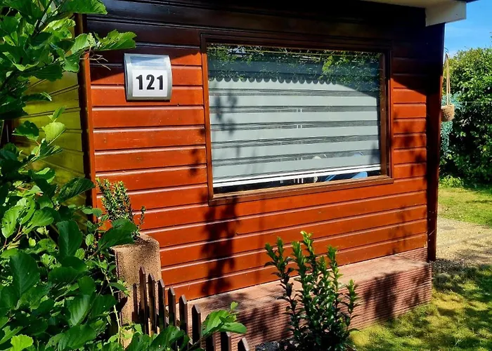 Knus chalet met zwembad en sauna