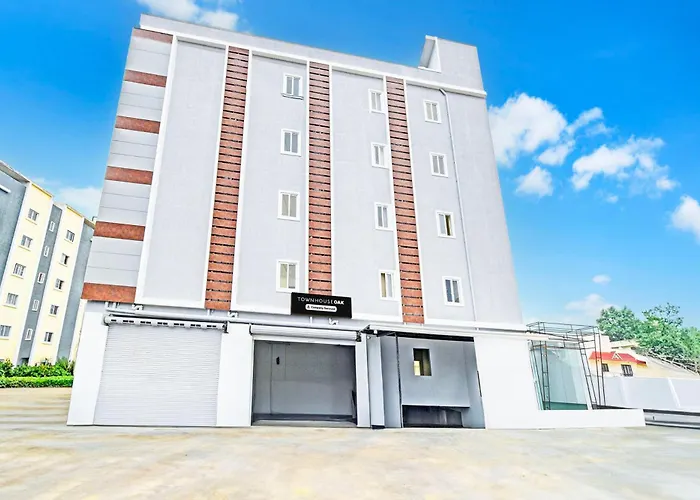 Super Townhouse Oak Kompally