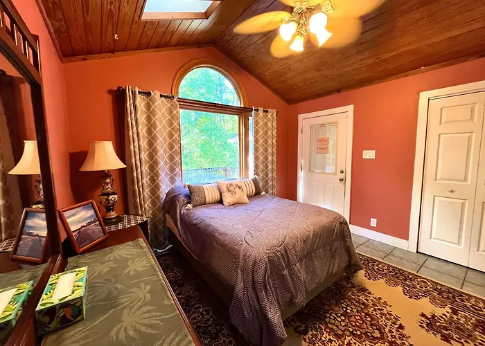 Holden Beach Hideaway