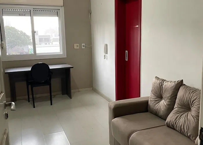 JK prox Regina e Feevale com AC e espaço Home Office
