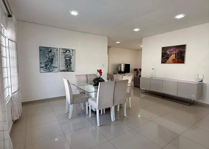 Casa com piscina em Boa Vista, Roraima, bairro Caçari