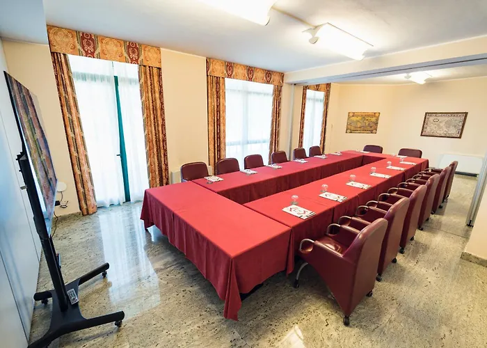 Rivoli Hotel