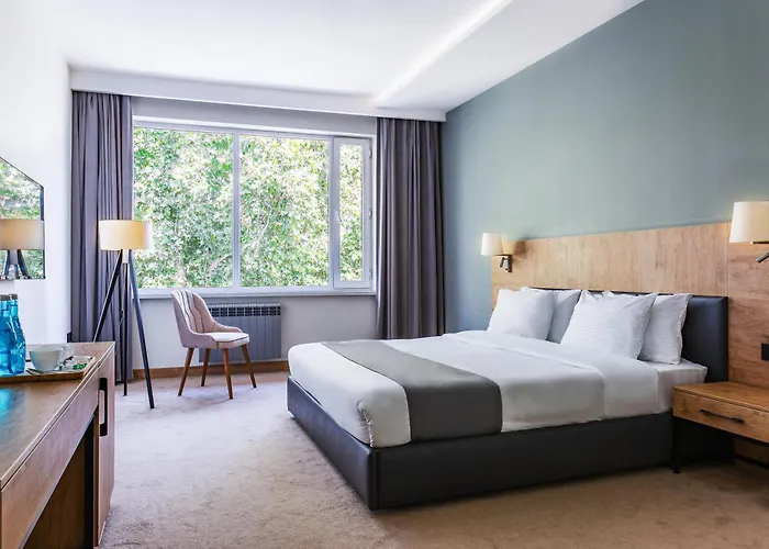 Grand Nur Hotel
