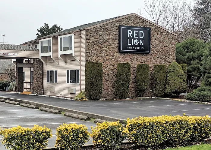 Hotel with view: Red Lion Inn & Suites Vancouver