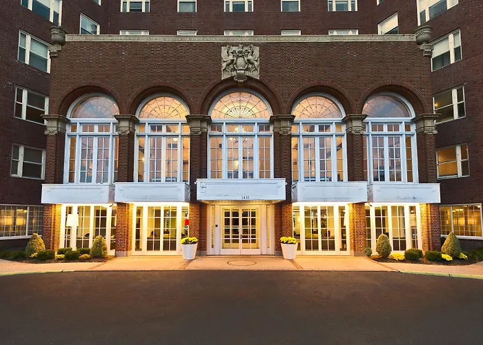 Central hotel: Berkeley Oceanfront Hotel