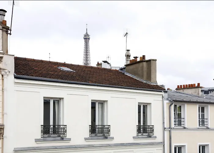  Eiffel Capitol