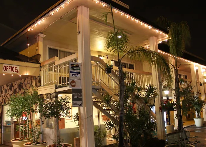 Cheap hotel: Caravelle Inn Extended Stay