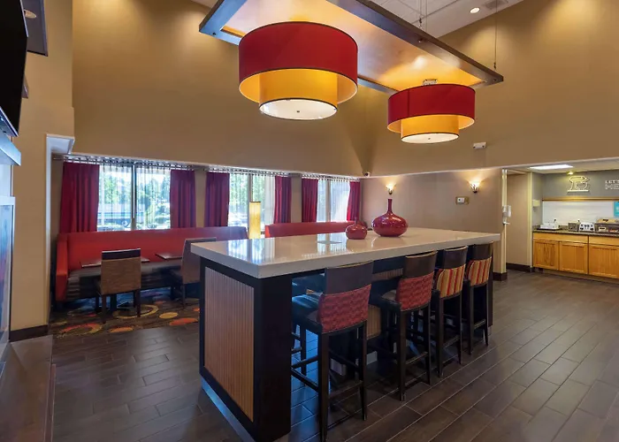 Hampton Inn By Hilton Chester South