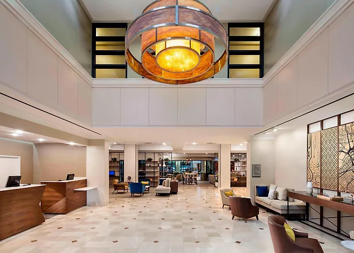 Motel: Sheraton Suites Market Center Dallas