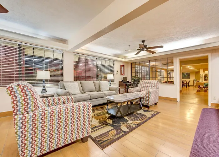 Golf hotel: Days Inn By Wyndham College Station University Drive