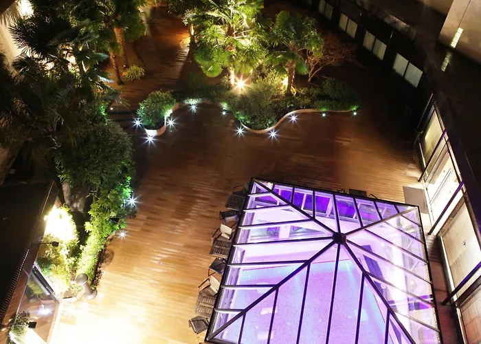Hotel familiar: Oceania Paris Porte De Versailles