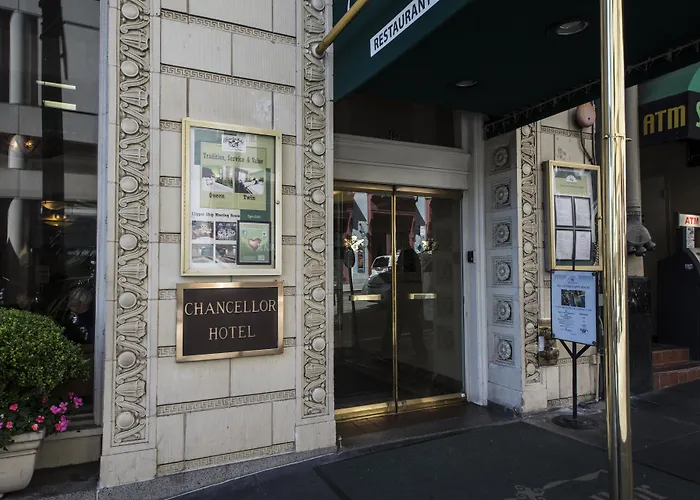 Hotel with view: Chancellor Hotel On Union Square