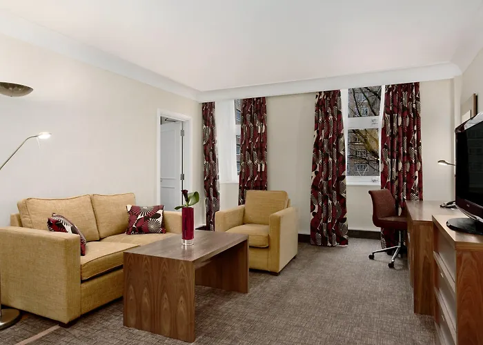 4 star hotel: Hilton London Olympia