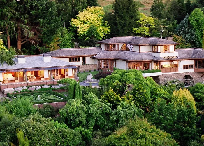 Lake Taupo Lodge