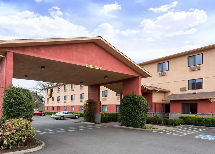 Super 8 By Wyndham