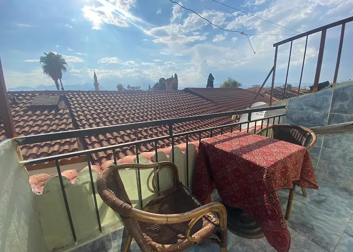 Camel Hotel & Apart