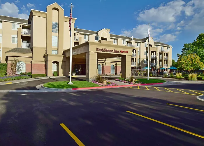 Hotels with tennis Residence Inn By Marriott Salt Lake City Downtown