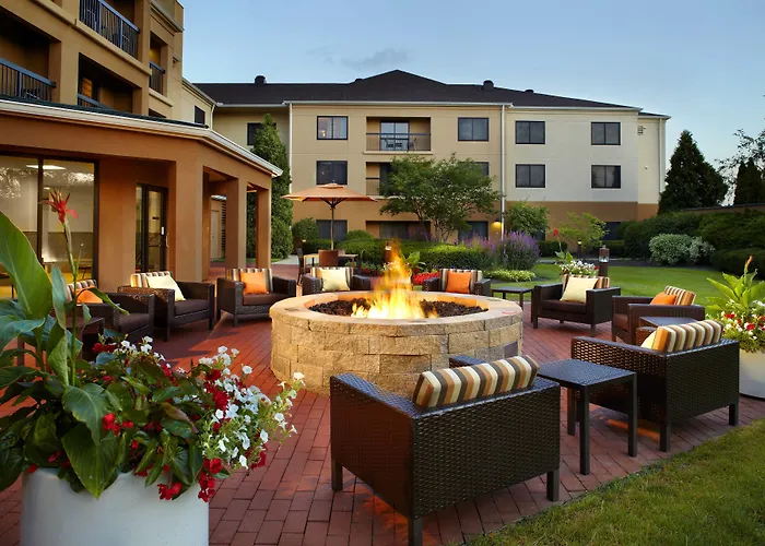 Boutique hotels Courtyard Columbus Airport
