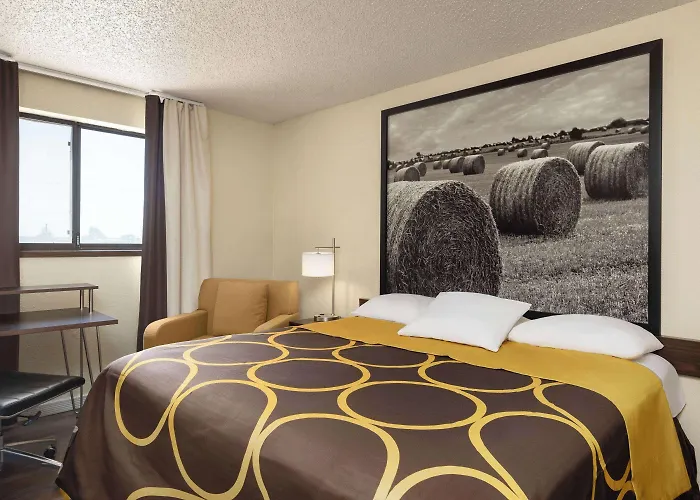 Motels Super 8 By Wyndham Dodge City