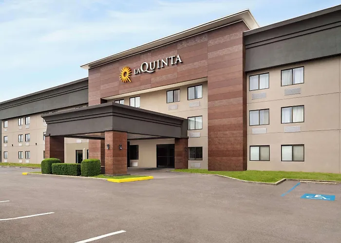 Cheap hotels La Quinta Inn Birmingham - Inverness
