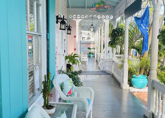Cheap hotel: The Palms Hotel