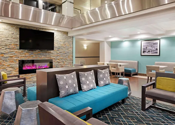 Best Western Plus Greenwood Indy South Inn