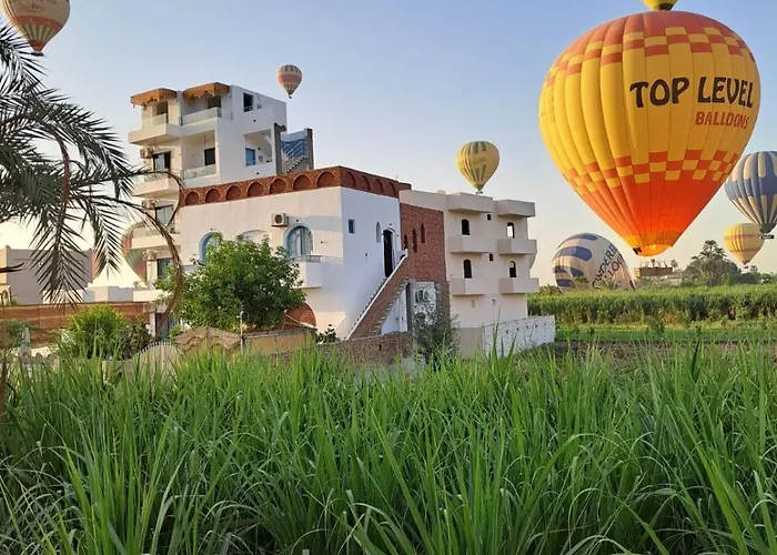 Flower Of Life Hotel