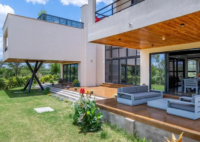 Resorts Guide Sucasa Villa Located In Maiyan, Nanyuki