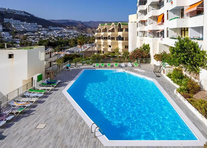 Modern Sea View Apartment Near Beach & Pool Puerto Rico