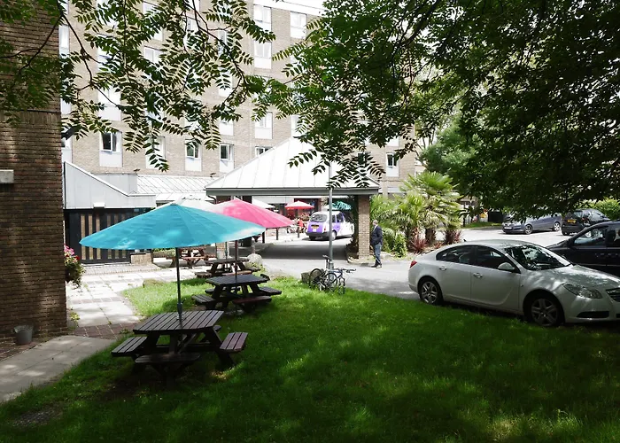 Waterloo Hub And Suites