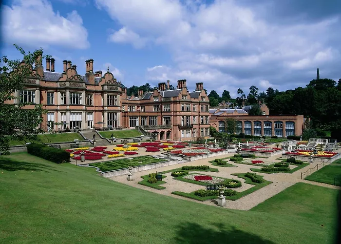 Hotel with pool: The Welcombe Golf & Spa Hotel