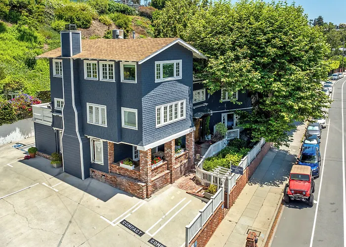 Hotel: Channel Road Inn, A Four Sisters Inn