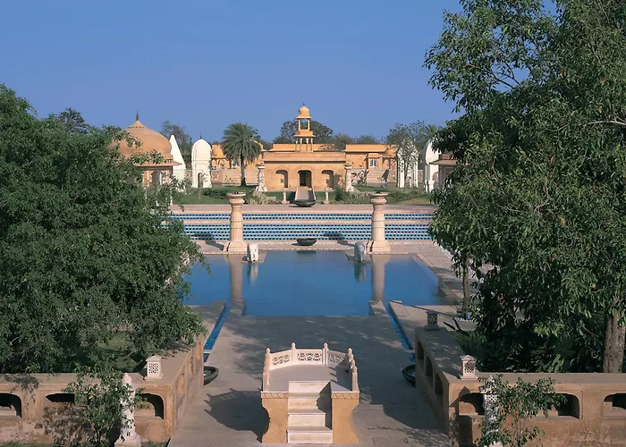 Hotel with Tennis: The Oberoi Rajvilas Jaipur