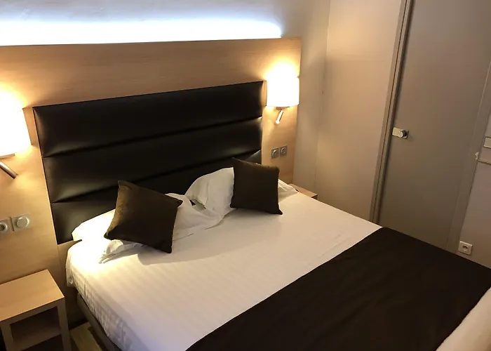 Resort: Unic Renoir Saint Germain