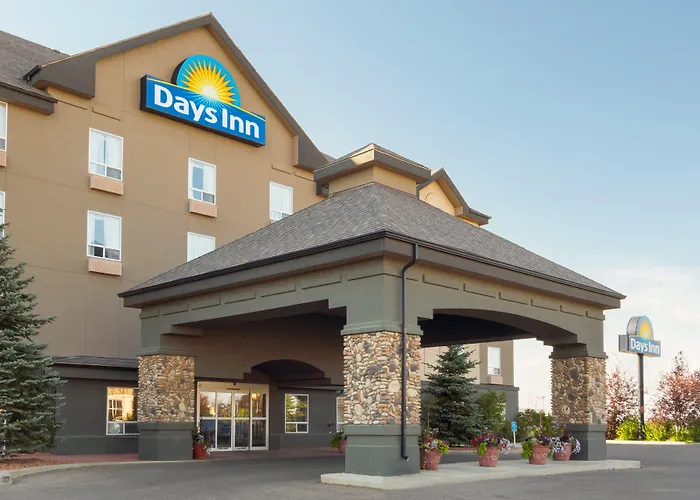 3 star hotels Days Inn By Wyndham Medicine Hat