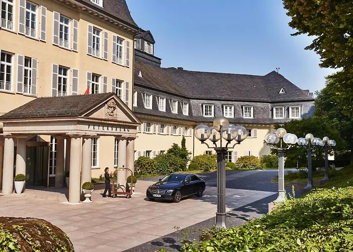 Hotel dichtbij College: Steigenberger Icon Grandhotel & Spa Petersberg