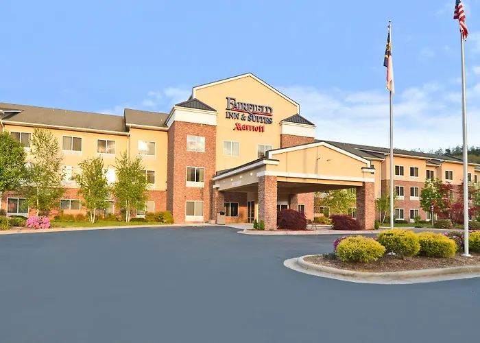 Fairfield Inn & Suites Cherokee