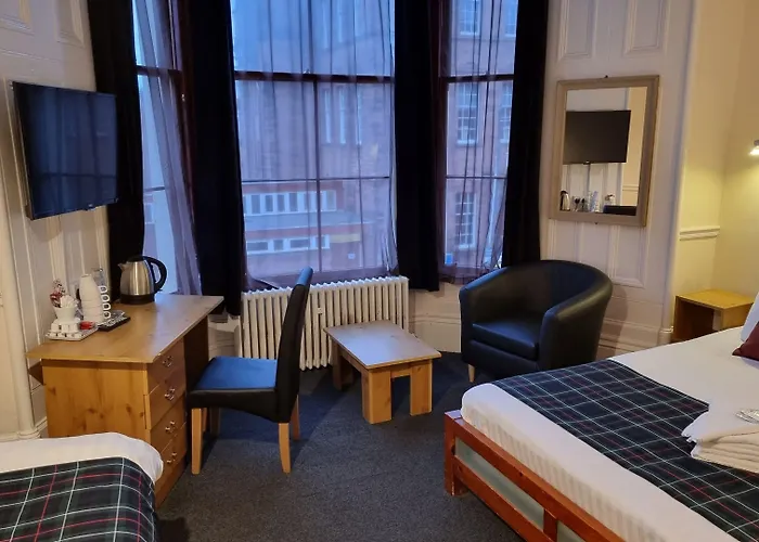 Hampton Court Guesthouse