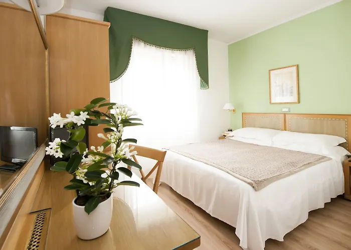 Resort: Hotel Touring