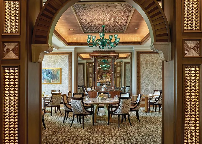Four Seasons Hotel Cairo At Nile Plaza
