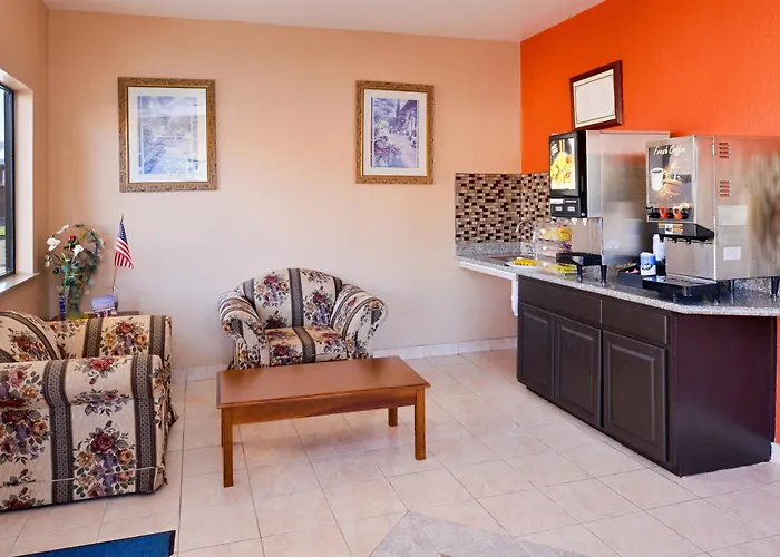 Motel: Americas Best Value Inn-Baytown