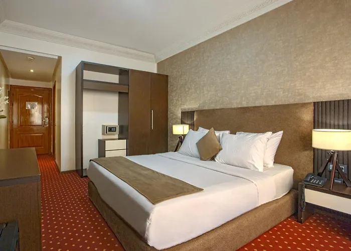 Resort: Yaad City Hotel