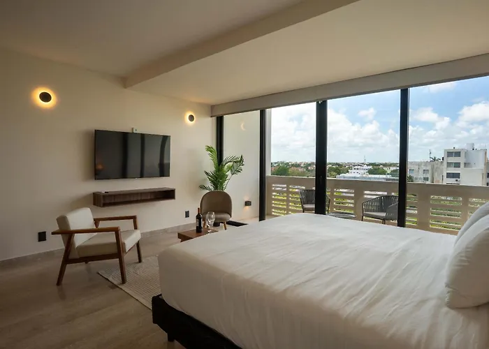 Work And Relax Studio With Rooftop And Workspace