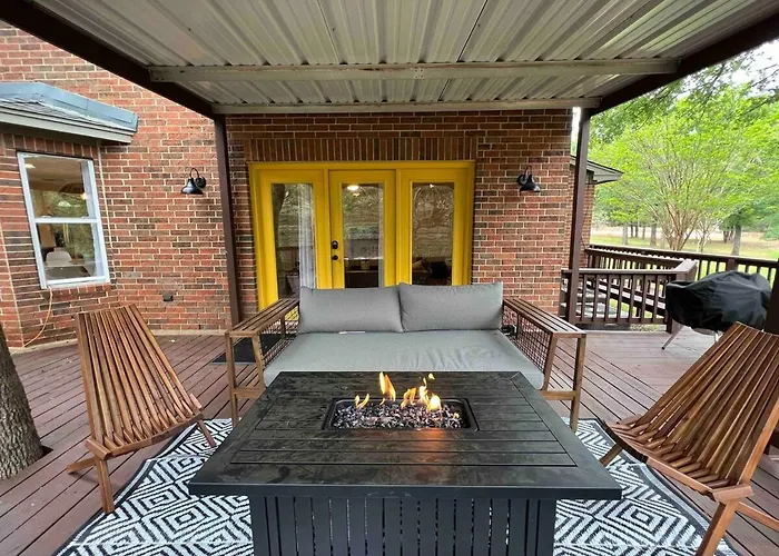 Swim Spa Billiards In Pineforest Spacious Home