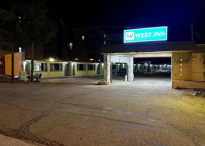 West Inn Nau - Downtown Flagstaff