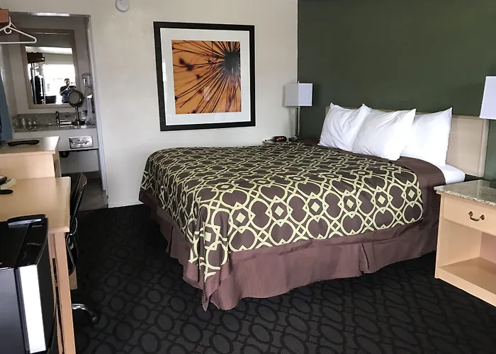 Motels Downtown Inn