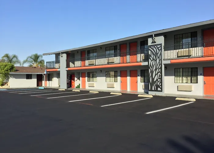 Journey Inn