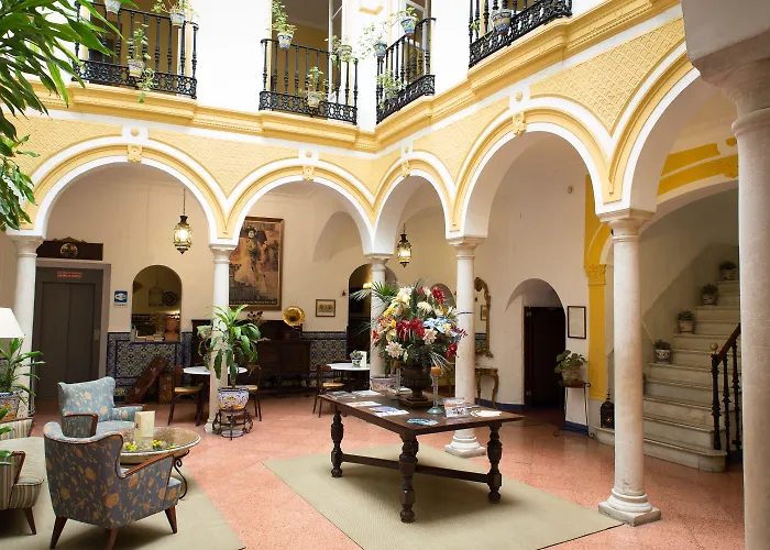 Family Hotel: Hotel Abanico Casa Palacio