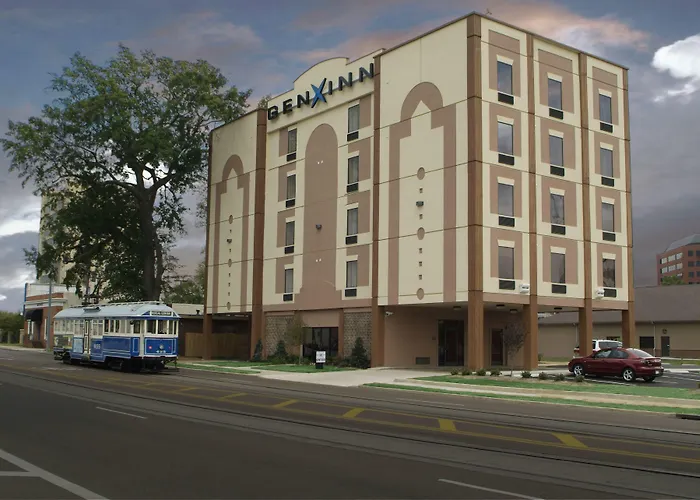 Hotel near College: Best Western Plus Gen X Inn