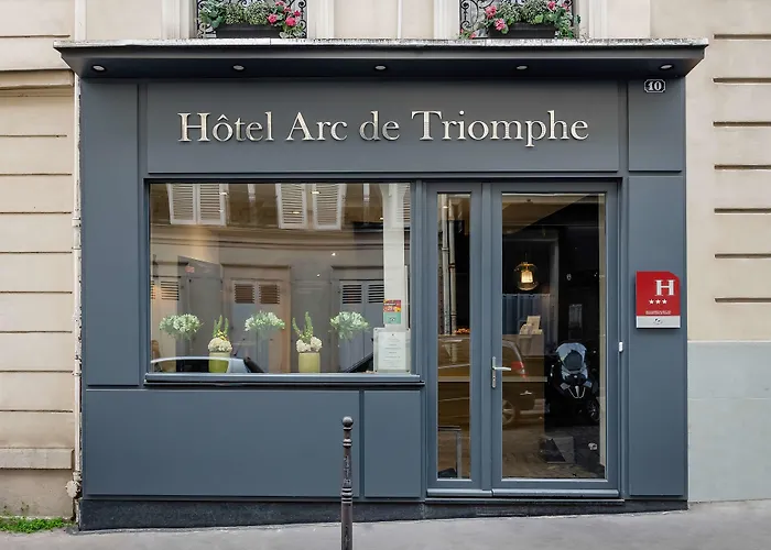 Kid friendly hotel Arc De Triomphe